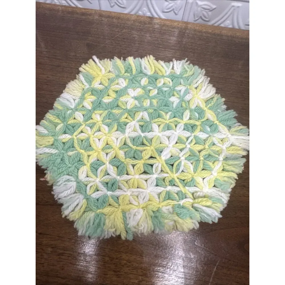 VTG 70’s Crocheted Reversible Hot Pad Trivet Green Color